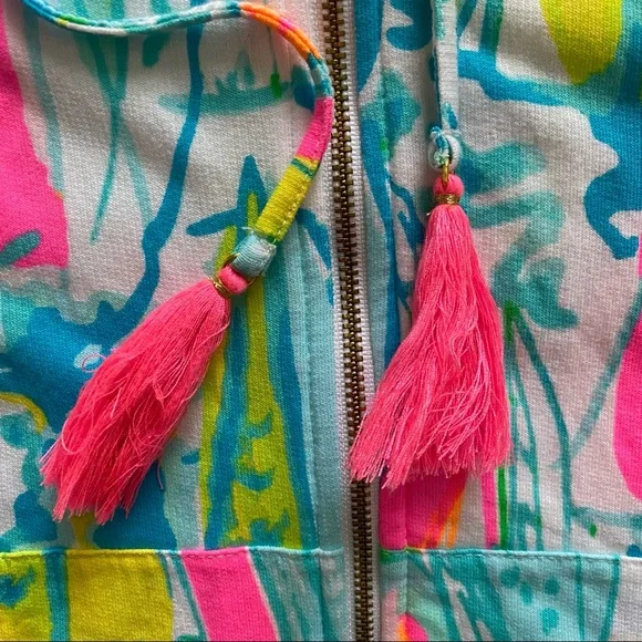 Lilly Pulitzer | Mooring Hoodie Multi "Beach and Bae" Full Zip Hooded Jacket - Picture 5 of 8